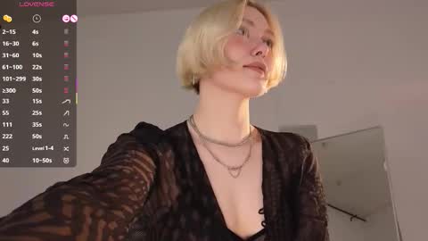 Snapshot of _rude_girl_ chatting on 11/02/25, 03:36 Eve online show from 11/02/25, 03:36