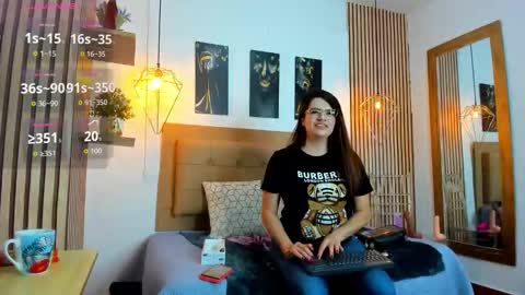 SAMANTHA FOX online show from 09/23/25, 10:40