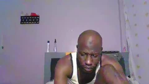 Snapshot of _sambo_ chatting on 11/21/25, 12:15 _sambo_ online show from 11/21/25, 12:15