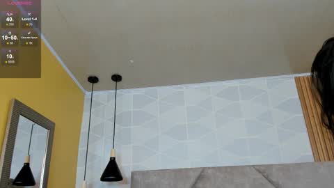 Antonella  online show from 02/04/26, 12:00