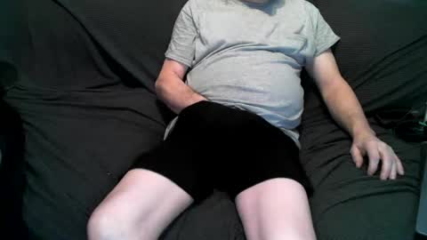 Snapshot of _samuel_ chatting on 07/17/26, 05:07 Samuel online show from 07/17/26, 05:07
