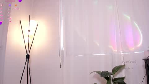 Sandyy online show from 10/19/25, 10:43