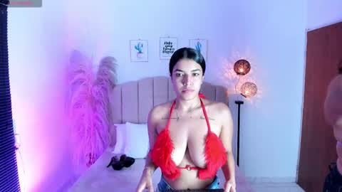 sara online show from 12/01/25, 12:15