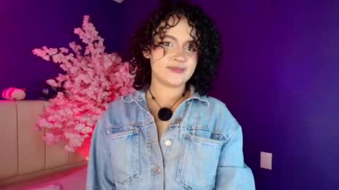 Sara online show from 05/31/26, 04:20