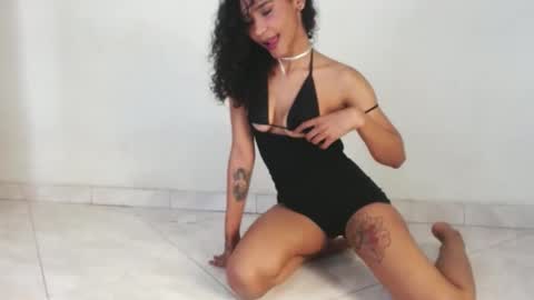 _sarahtomatto_ online show from 03/05/25, 06:54