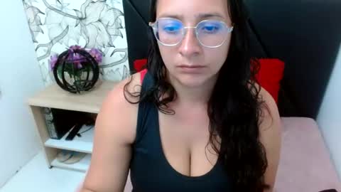 _saraximena_ online show from 07/21/26, 02:52