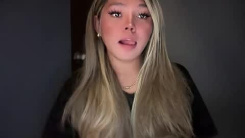 Snapshot of _seductive_jane chatting on 06/11/26, 06:00 ENAJ online show from 06/11/26, 06:00