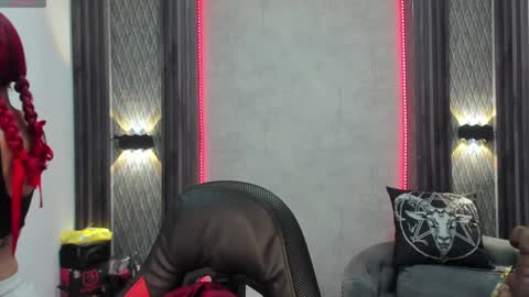 Selene online show from 02/06/25, 02:48