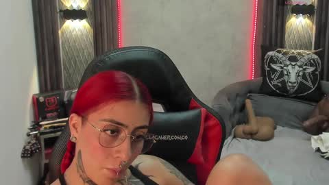 Selene online show from 02/10/25, 05:52