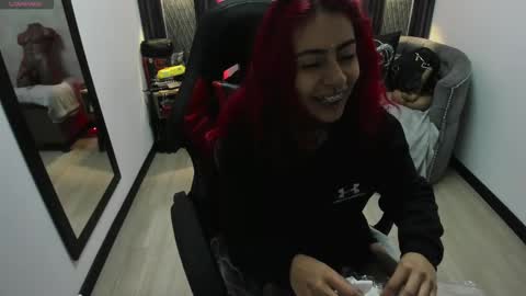 Selene online show from 03/06/25, 12:41