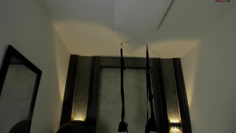 Selene online show from 10/07/25, 01:41