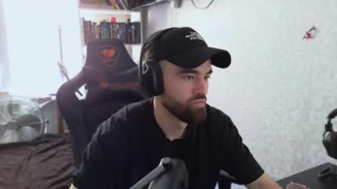 Ask me online show from 09/09/25, 06:02