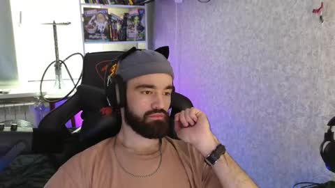 Ask me online show from 11/04/25, 08:24