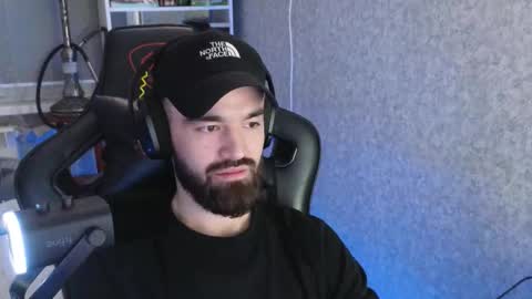 Ask me online show from 11/25/25, 05:13