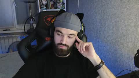 Ask me online show from 12/01/25, 06:13