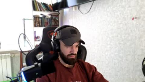 Ask me online show from 07/04/26, 11:27