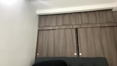 Juan Pablo-independent model online show from 10/01/25, 07:09