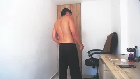 Juan Pablo-independent model online show from 02/28/26, 03:46