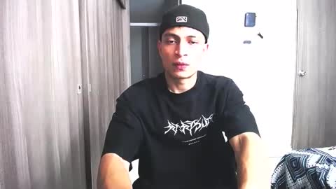 Snapshot of _sexy_jack chatting on 05/20/26, 05:35 Juan Pablo-independent model online show from 05/20/26, 05:35