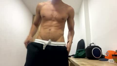 Snapshot of _sexy_jack chatting on 06/22/26, 03:25 Juan Pablo-independent model online show from 06/22/26, 03:25