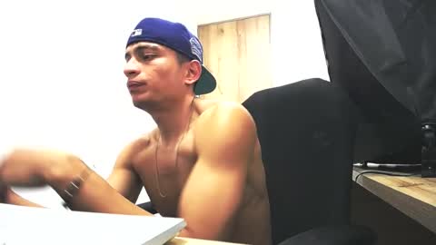 Snapshot of _sexy_jack chatting on 07/06/26, 04:09 Juan Pablo-independent model online show from 07/06/26, 04:09