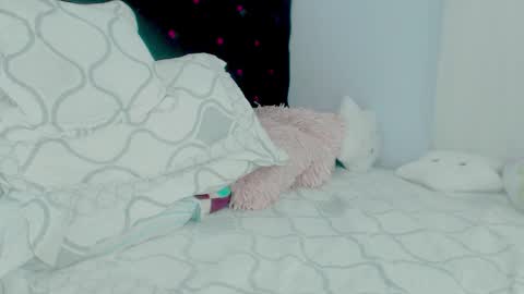 Alexa online show from 12/17/25, 03:51