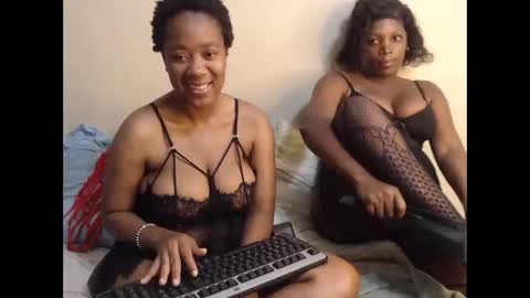 _sexylipss online show from 11/30/25, 12:25