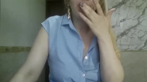 Snapshot of _sexyxsveta_ chatting on 06/07/26, 03:54 SexyXSveta online show from 06/07/26, 03:54