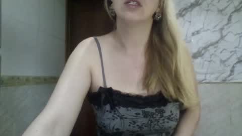 Snapshot of _sexyxsveta_ chatting on 06/11/26, 03:15 SexyXSveta online show from 06/11/26, 03:15