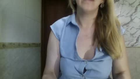 Snapshot of _sexyxsveta_ chatting on 06/13/26, 03:59 SexyXSveta online show from 06/13/26, 03:59