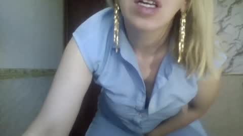 Snapshot of _sexyxsveta_ chatting on 07/05/26, 04:19 SexyXSveta online show from 07/05/26, 04:19