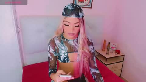 _shadday_ online show from 03/12/26, 06:52