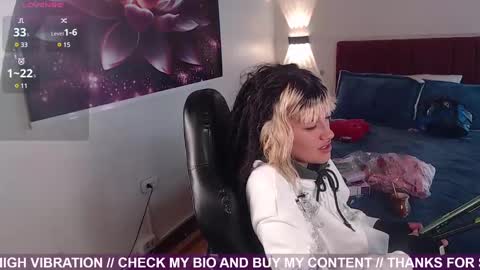 _sharlotte777 online show from 02/12/25, 03:49