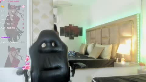 Shirley  online show from 05/20/26, 06:47