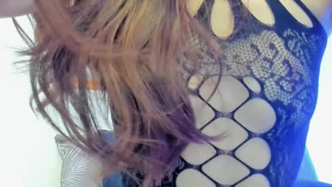 _silvia_vega_ online show from 04/02/26, 01:47