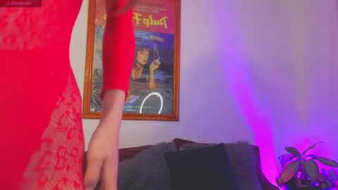 _silvia_vega_ online show from 04/09/26, 02:11