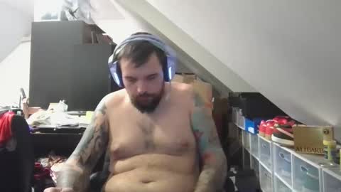 Snapshot of _smiley_bear27 chatting on 11/03/25, 10:16 _smiley_bear27 online show from 11/03/25, 10:16