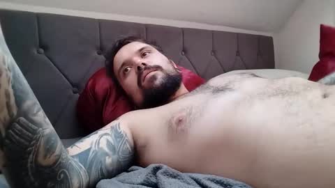 Snapshot of _smiley_bear27 chatting on 11/27/25, 05:31 _smiley_bear27 online show from 11/27/25, 05:31