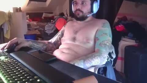 Snapshot of _smiley_bear27 chatting on 12/03/25, 09:29 _smiley_bear27 online show from 12/03/25, 09:29