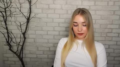 Rachel online show from 12/21/24, 10:39