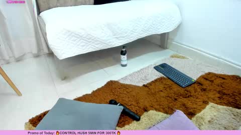 Snapshot of _sofia_cruz chatting on 02/13/25, 10:33 640 200 online show from 02/13/25, 10:33