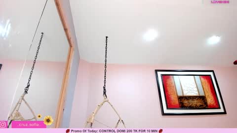 Snapshot of _sofia_cruz chatting on 03/10/25, 11:38 640 200 online show from 03/10/25, 11:38