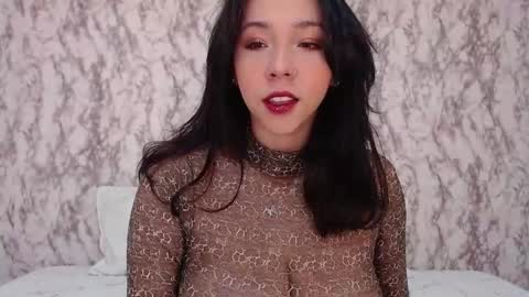 Snapshot of _sofiaparker_ chatting on 01/25/25, 08:42 Sofia Parker online show from 01/25/25, 08:42