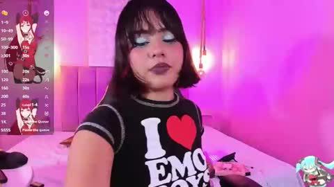 Snapshot of _sowy_venus_ chatting on 01/18/25, 01:40 V E N U S online show from 01/18/25, 01:40