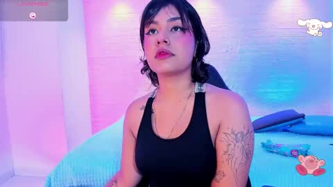 Snapshot of _sowy_venus_ chatting on 02/27/25, 12:23 V E N U S online show from 02/27/25, 12:23