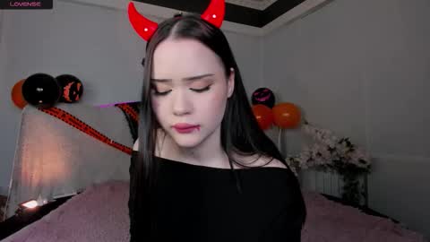 Brittany online show from 10/31/25, 09:05