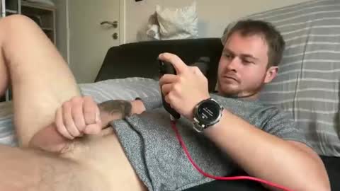 Snapshot of _stevie___ chatting on 09/25/25, 12:20 _stevie___ online show from 09/25/25, 12:20