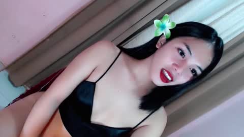 Snapshot of _suckandcum69 chatting on 03/17/26, 11:13 Eilachloe online show from 03/17/26, 11:13