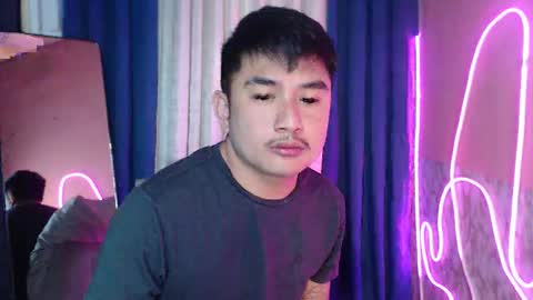 _superhotlatino_ online show from 05/05/26, 03:09