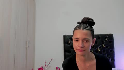 Sussi online show from 03/04/25, 07:11